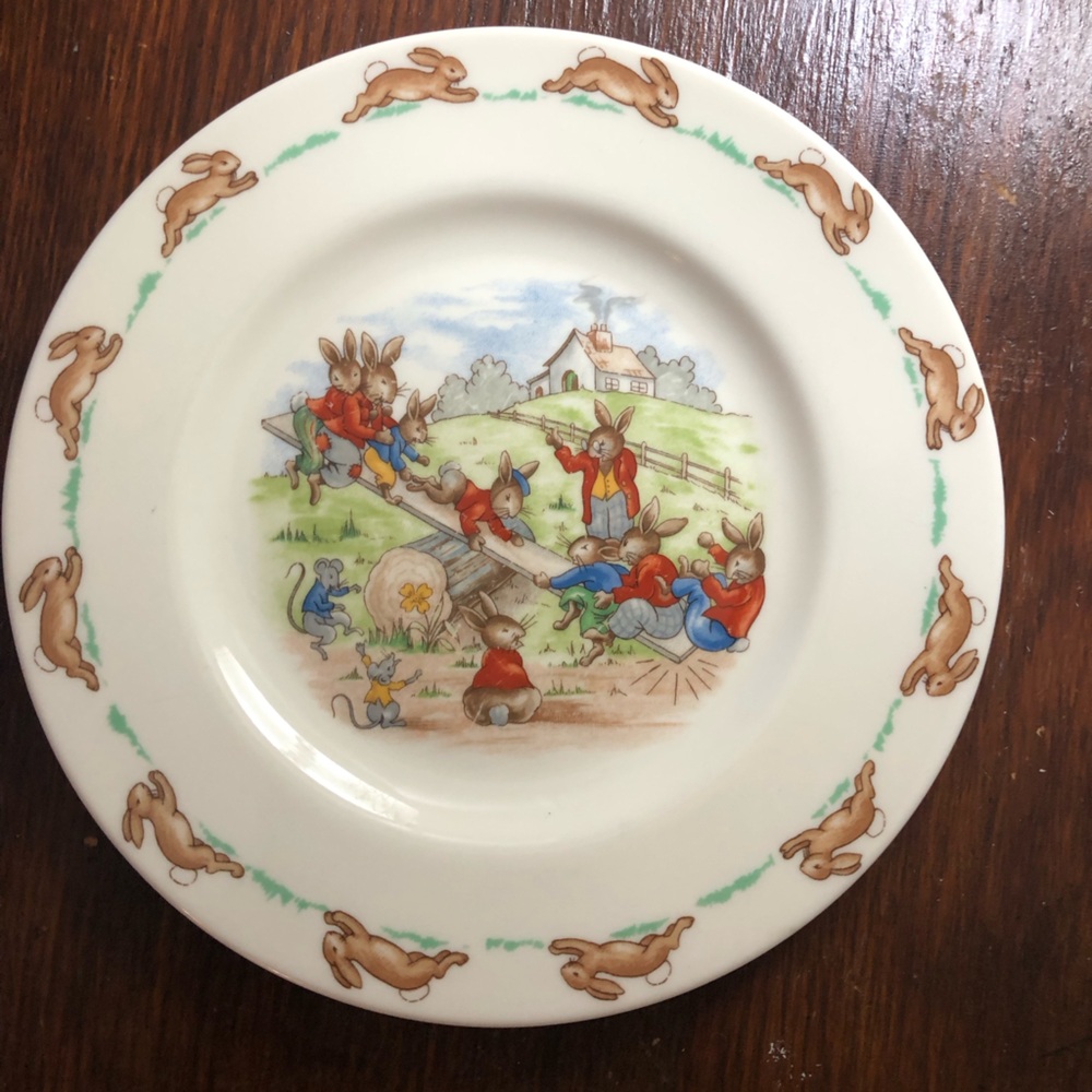 Vintage Royal Doulton 5 piece set Children's Bunnykins Dinnerware Set 1970’s - Picture 8 of 10